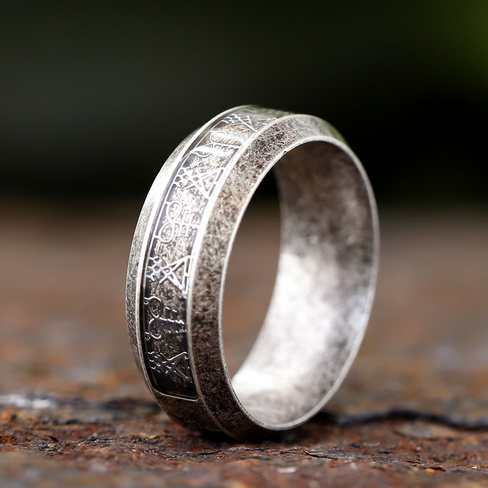 2024 New Vintage Ring Lucifer  - Men'S Fashion Guide ulasan dan harga